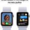 Apple Watch SE GPS • Caixa prateada de alumínio – 40 mm • Pulseira loop esportiva nuvem azul – Tamanho único
